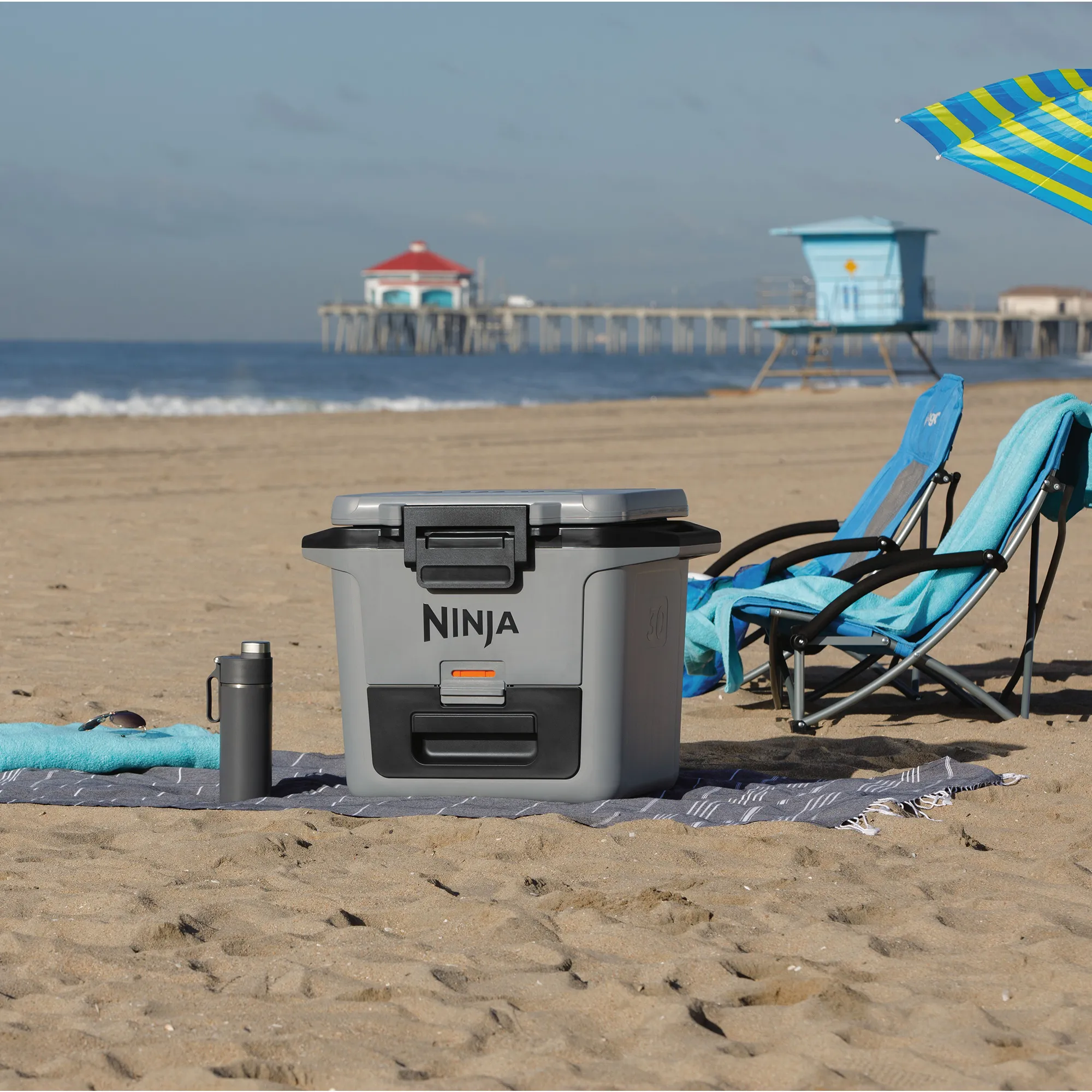 Ninja FrostVault 28L Hard Cooler with Dry Zone 18 Ninja FrostVault 28L Hard Cooler with Dry Zone