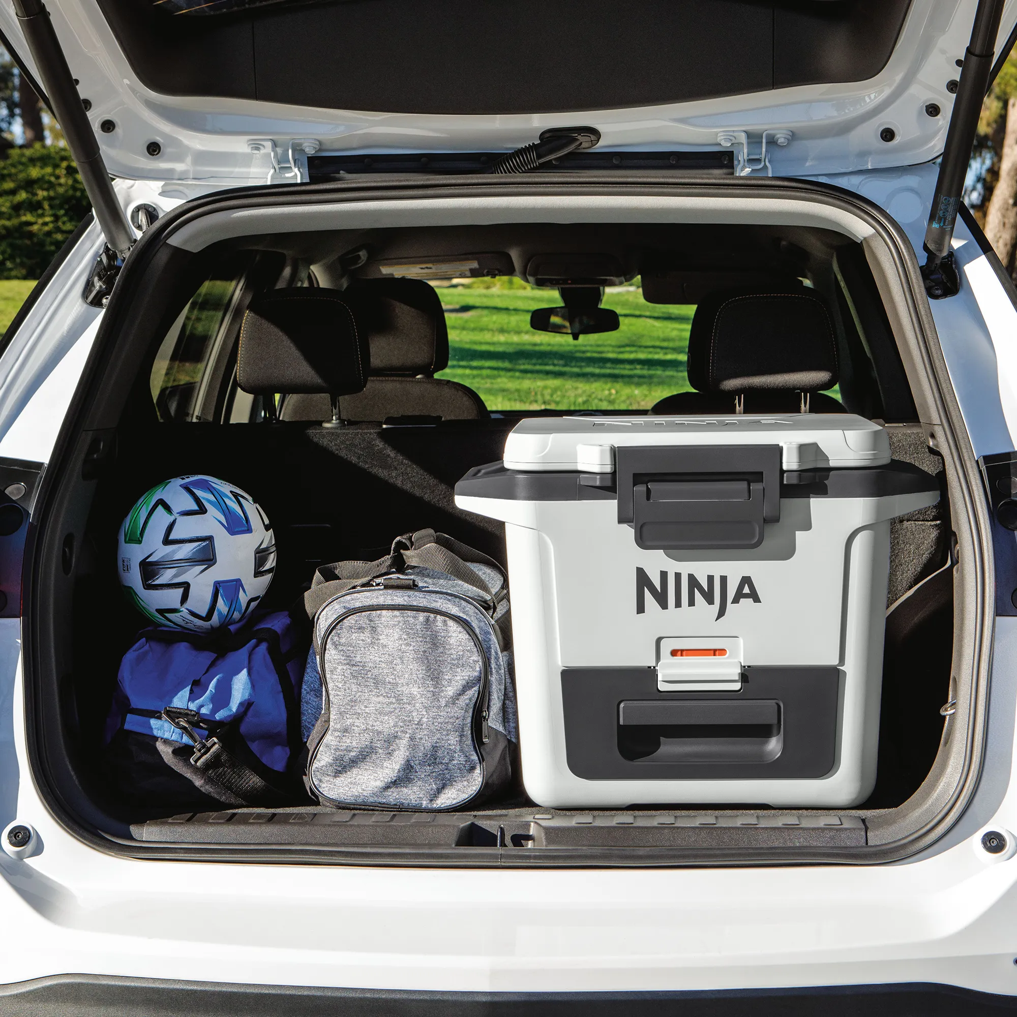 Ninja FrostVault 28L Hard Cooler with Dry Zone 31 Ninja FrostVault 28L Hard Cooler with Dry Zone